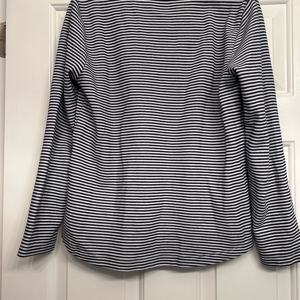 J crew pullover - Picture 2 of 2